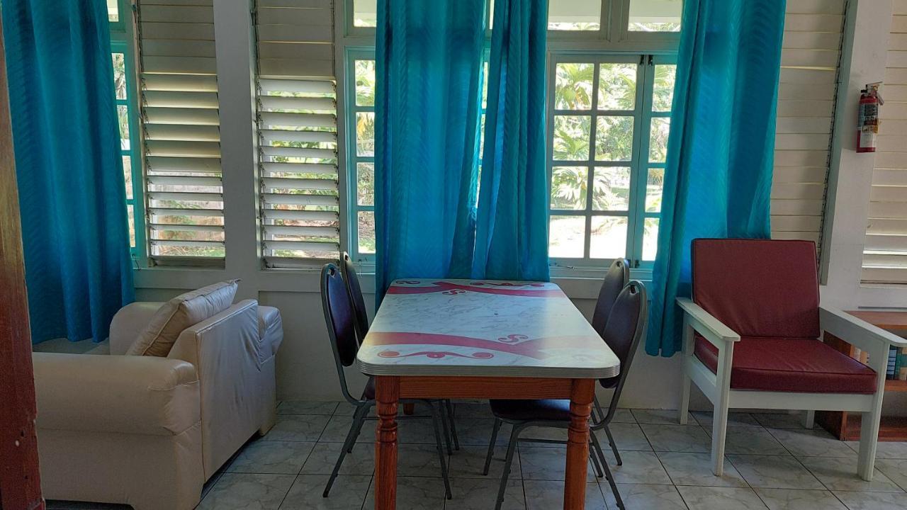 Yellow Bird Sea Negril Exterior photo